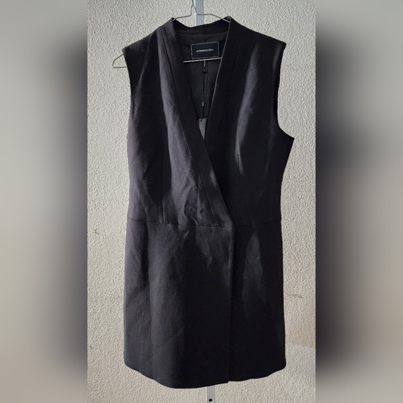 BCBGMaxAzria NWT Caryn Black Sleeveless Wrap Vest Mini-Dress Size Small - Picture 1 of 12